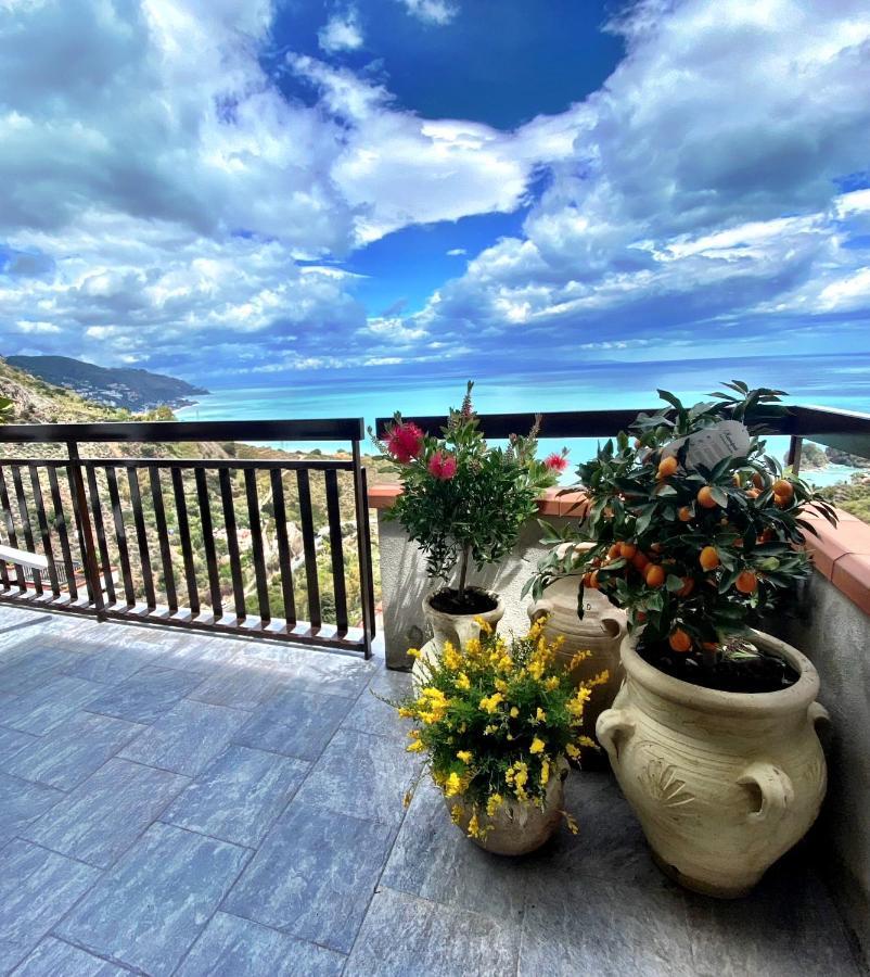 Blue Marine Taormina Apartment Exterior photo